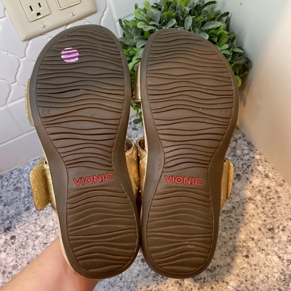 Vionic Gold Sandals - Picture 4 of 5